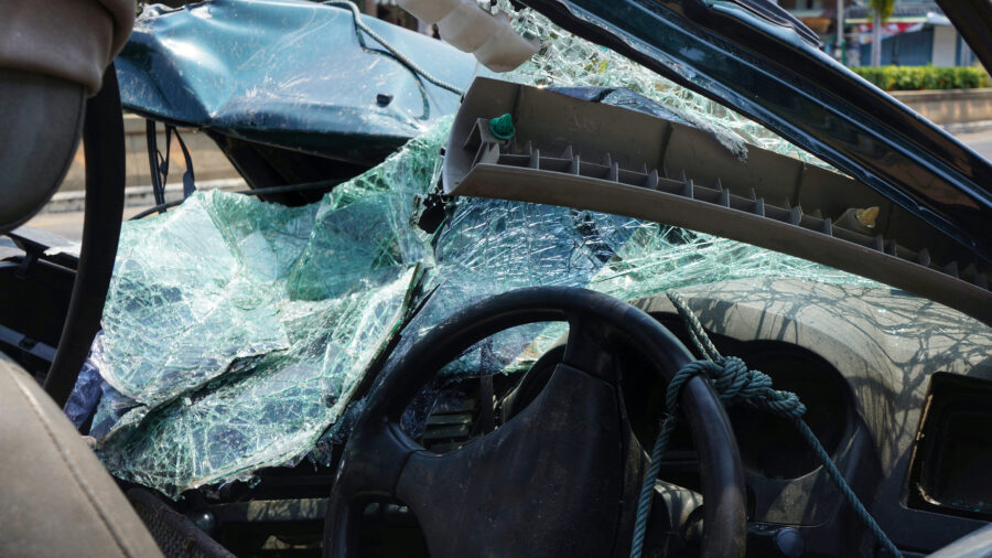 Can I Sue Someone if My Parents Were Killed in a Car Crash in Florida?